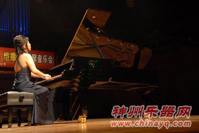 刘诗昆、黄楚芳钢琴音乐会广州成功举行