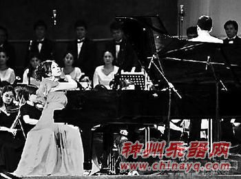 用钢琴推广民族音乐