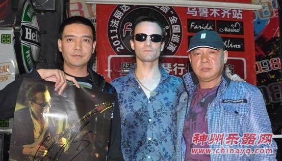 即使有点年纪，也可以是追星粉丝