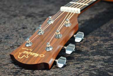 法丽达吉他 年终回馈 12月全场9折