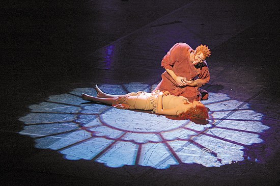 《巴黎圣母院》将来穗“跨年”