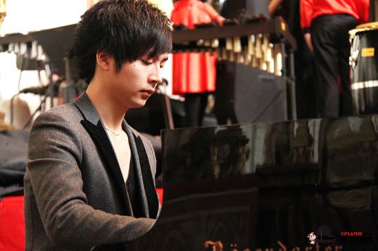 中国小“肖邦”在维也纳金色演播厅演出