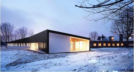 巴黎多媒体教育建筑中心亮相