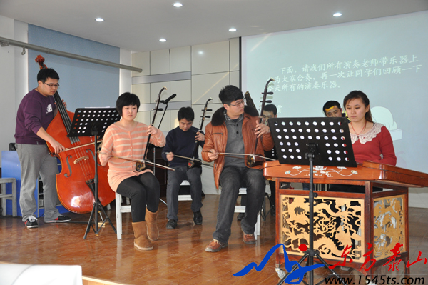 “乐器知识”进校园活动走进粮食市小学