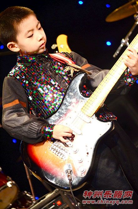 孙昱涵与法丽达FST-18 3TS高度契合