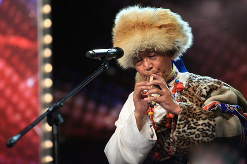 失传乐器鹰笛 达人吹奏之声直击心灵