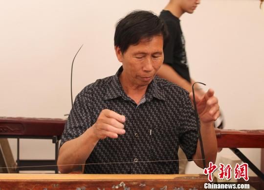 京族独弦琴艺术魅力走向海外