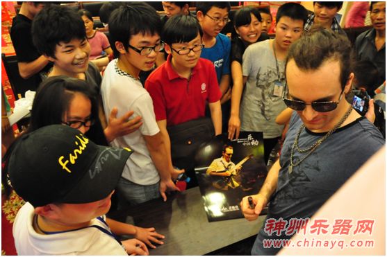 2012 Farida 乐动中国上高站现场直击