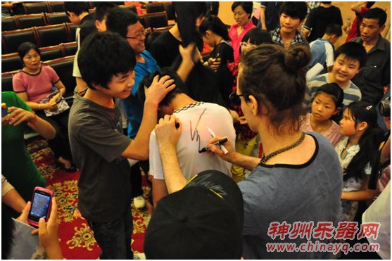 2012 Farida 乐动中国上高站现场直击