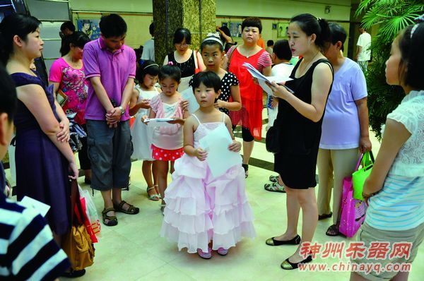 孩子“被逼”参加社会艺术水平等级考试现象分析