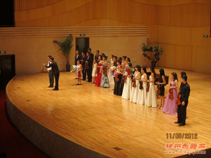 因为爱&mdash;&mdash;陈建新从艺40周年师生小提琴音乐会演绎爱与感恩的交响