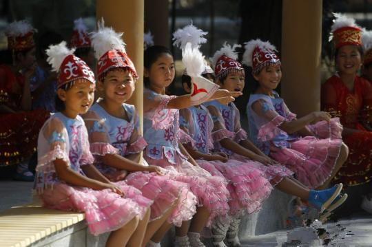 侧记伊宁城市文化：小型音乐会中的人民公园