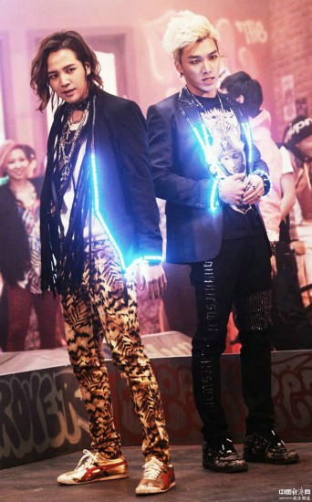 张根硕全新专辑 《乐享主义》中国抢先听