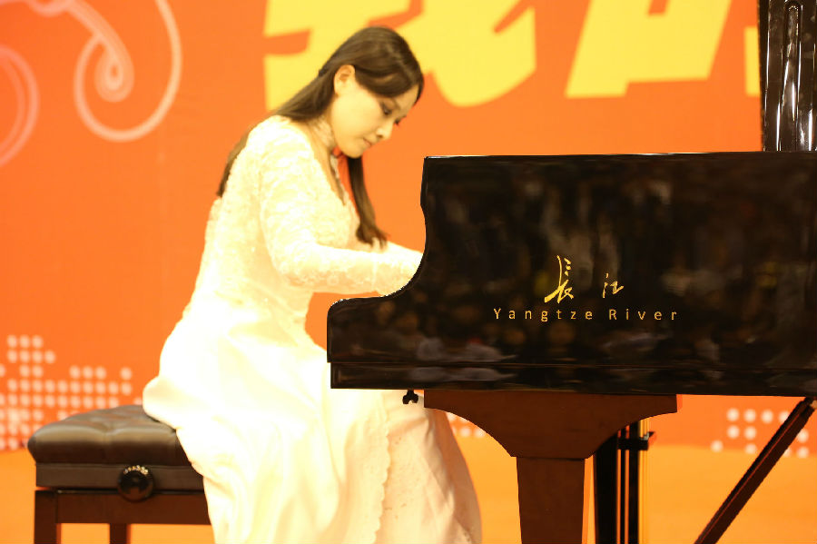 青岛站巡礼-大放异彩在岛城