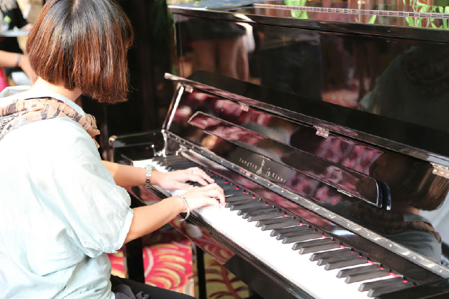 杭州站巡礼-琴音婉转绕西湖