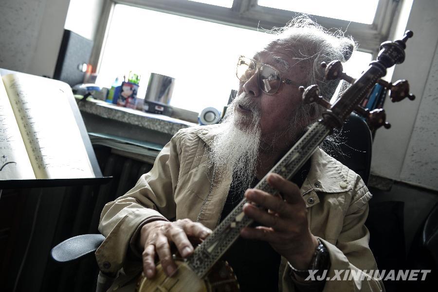 段蔷，一生奉献给新疆民间音乐