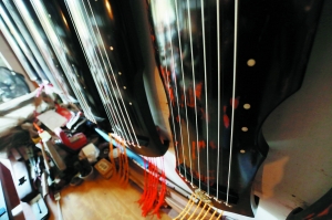 “如琢如磨 如切如磋”方成古琴