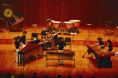 李飚青年打击乐团进行音乐会演出