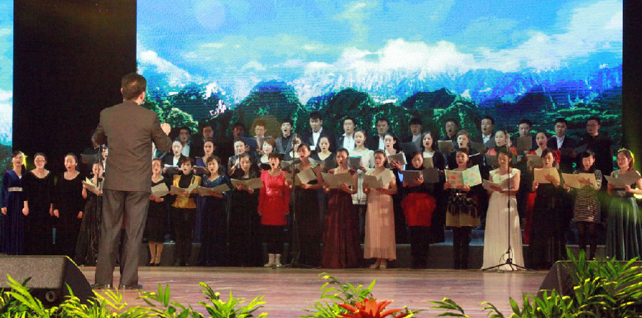 距第三届长江钢琴音乐节开幕还有2天——话说二届 盛事空前（三）