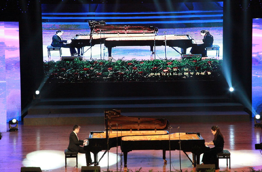 距第三届长江钢琴音乐节开幕还有2天——话说二届 盛事空前（三）