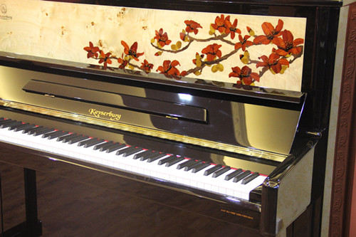 2014年广州乐器展珠江钢琴霸气外露