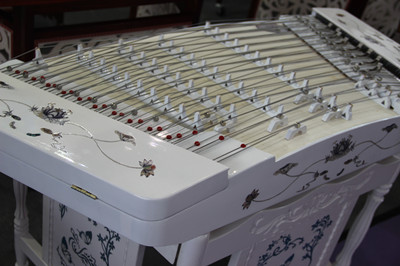 华音乐器 不断抬升的民族乐器品牌标杆