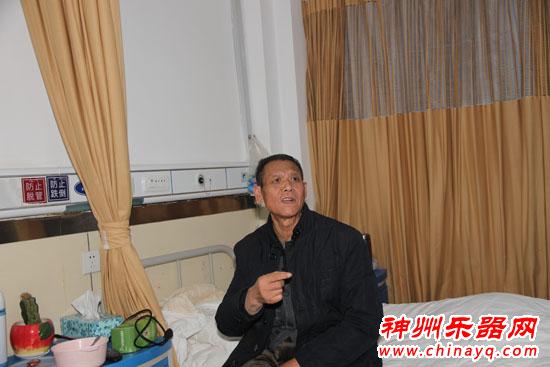 笛声悠扬笛哥悲怆，勤俭救父久劳成疾