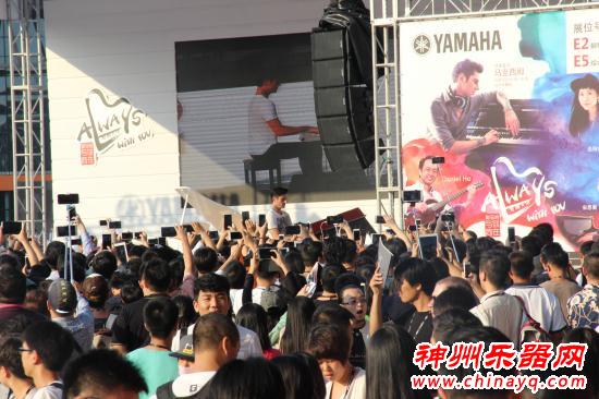 神州乐器网相约神州商城在线带你走进2015中国（上海）国际乐器展览会