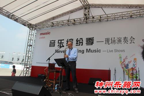 神州乐器网带你看展会 上海国际乐器展第三天盛况依旧