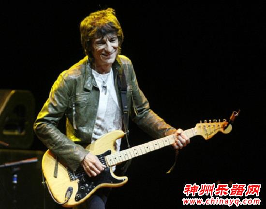 滚石吉他手炮轰选秀 称新人承受太大压力