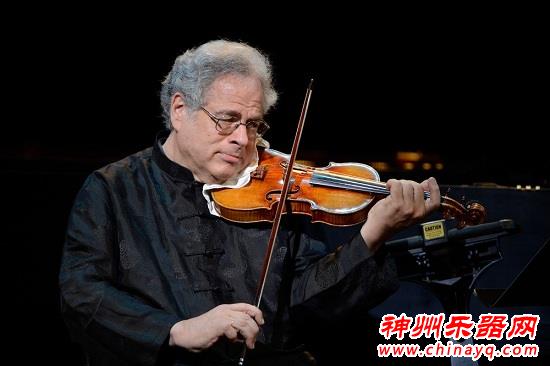 小提琴大师帕尔曼  4岁患上小儿麻痹 轮椅上成就小提琴梦