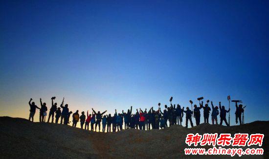 看音乐才女许飞如何开启“丝绸之路”