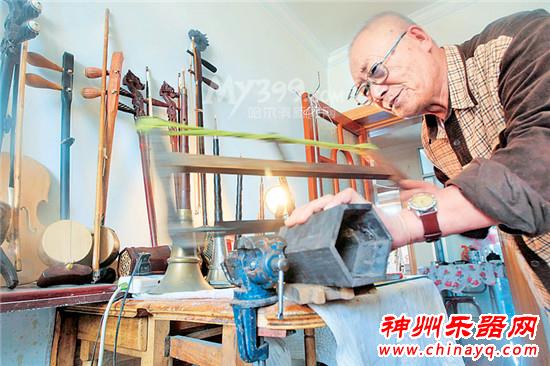 “老石头”的乐器人生