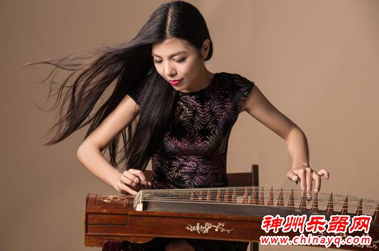 青年古筝演奏家许育燕筝乐感悟