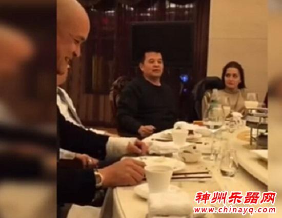 疑似央视著名主持人毕福剑言论“不雅视频”流出