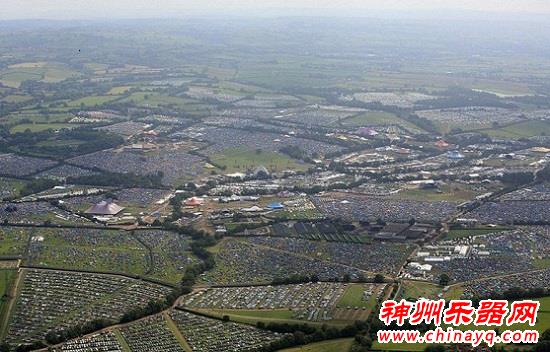 世界乐迷大派对 2015英国格拉斯顿伯里音乐节开幕