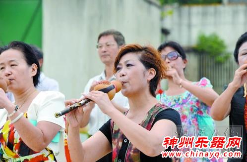 老有所乐 葫芦丝“吹出快乐日子”