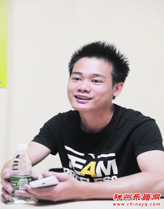 从流水线工人到全国电吉他比赛亚军