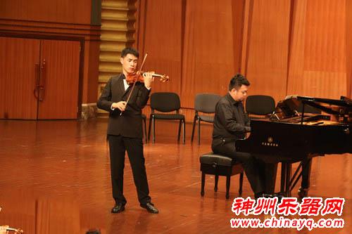 26名国际选手角逐2015成都光亚小提琴邀请赛