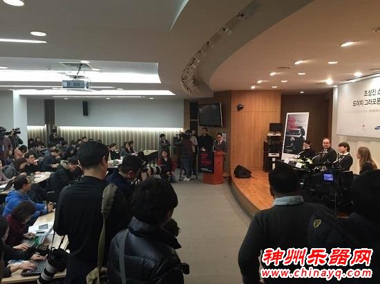 肖邦国际钢琴比赛冠军赵成珍与DG签约 将推新作