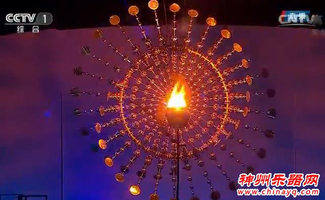 里约奥运会开幕式精彩瞬间：利马点燃主火炬台