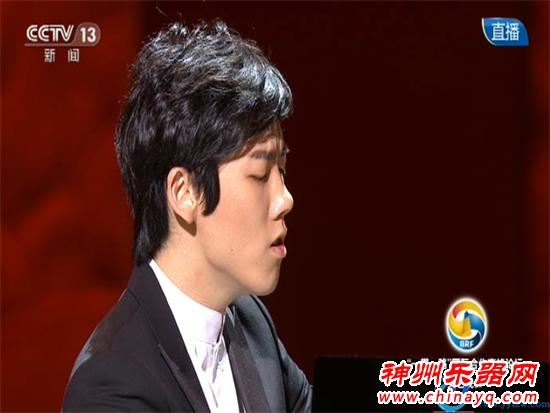 90钢琴家奏响“一带一路”国际合作高峰论坛“千年之约”文艺晚会