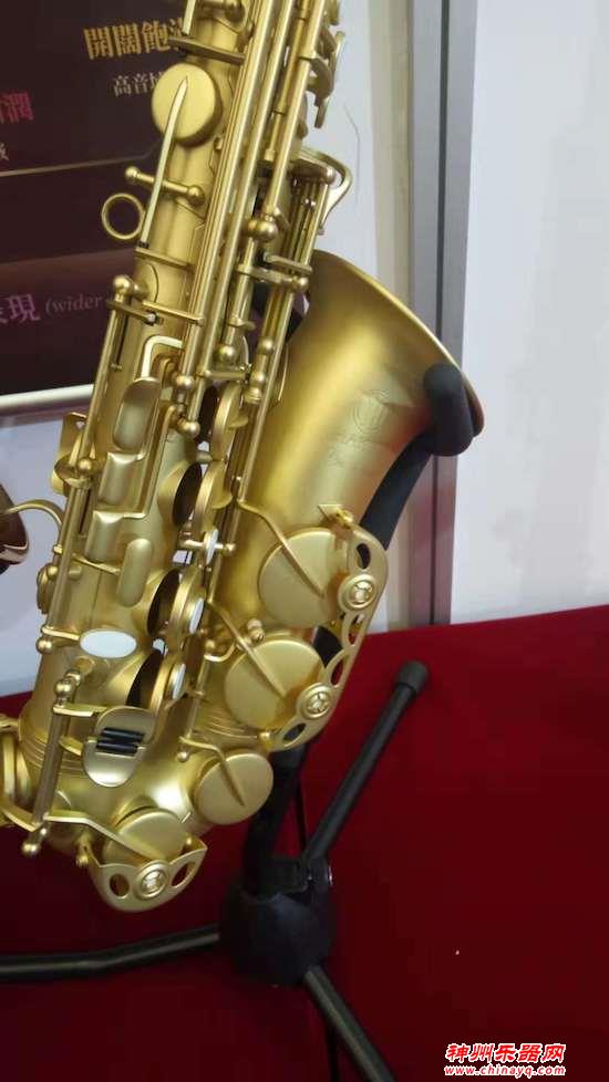 台湾HANKEN黑肯萨克斯登陆2018上海国际乐器展 独特设计待品鉴
