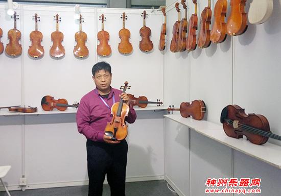 北京开庆手工提琴厂携多款仿古提琴登陆2018上海国际乐器展