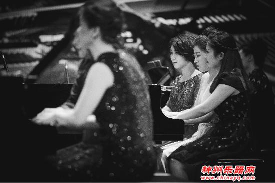 音乐影响一座城 茅为蕙携河北百名教师多钢琴音乐盛典华彩落幕