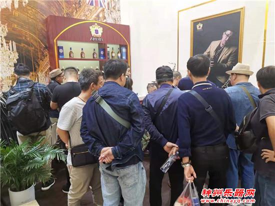 喧嚣乐海中，ANDIR萨克斯大放异彩！非同凡响！