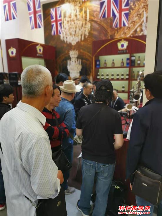 喧嚣乐海中，ANDIR萨克斯大放异彩！非同凡响！