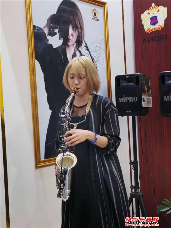 喧嚣乐海中，ANDIR萨克斯大放异彩！非同凡响！