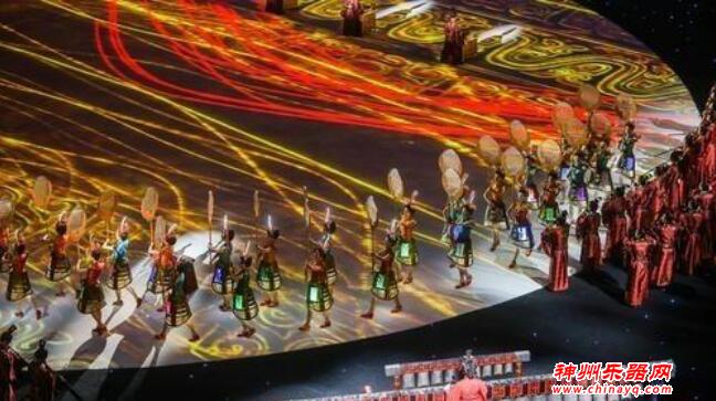 20多种中国古乐器与编钟合奏，这首乐曲专为军运会闭幕式而作