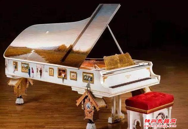 演奏者只有从谱中读到的东西越多，内心的音乐越生动！